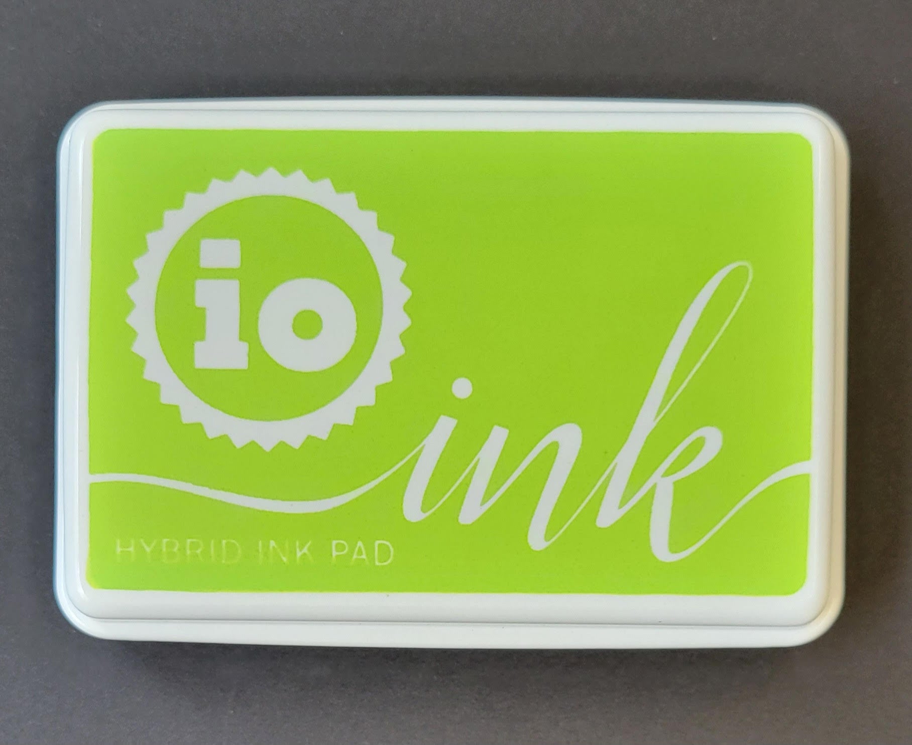 Chartreuse Hybrid IO ink pad.