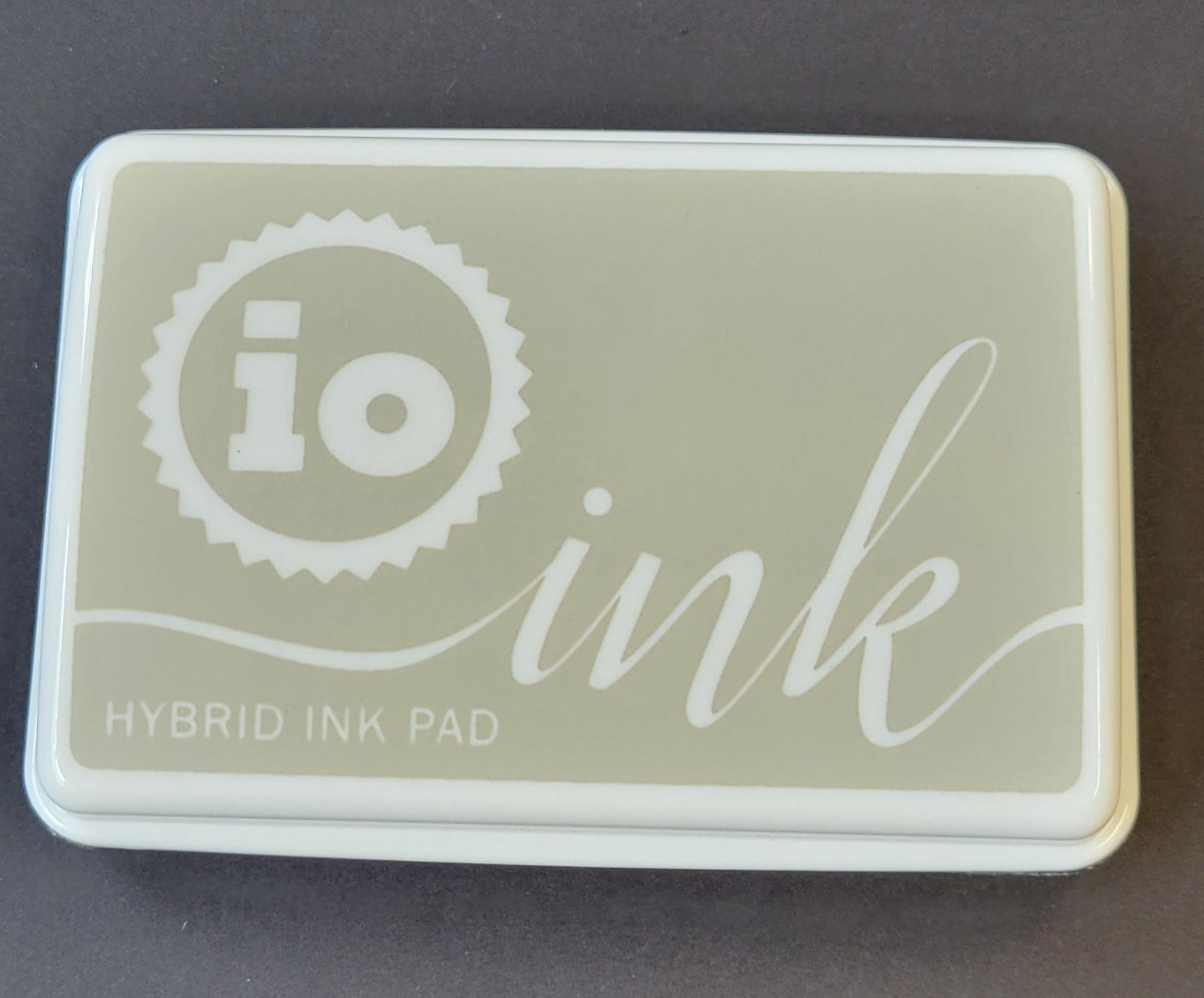Fog Hybrid IO ink pad.